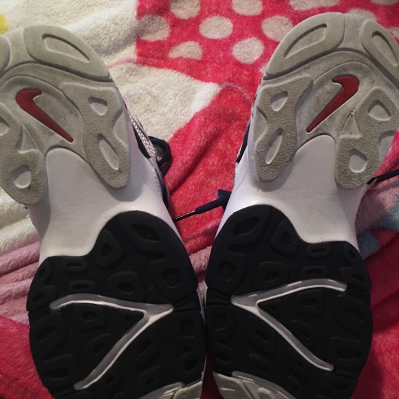 Nike sneakers - Picture 3 of 3